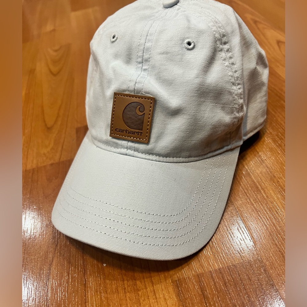 Chargartt hat